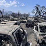 La station balnéaire de Lahaina a été à "80%" détruite, selon le gouverneur qui s'est rendu sur place, décrivant des scènes de "dévastation totale".